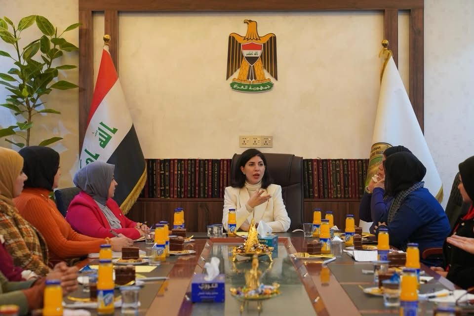 مستشارة رئيس الوزراء لشؤون منظمات المجتمع المدني ساره علاوي  تزور تربية الرصافة الاولى....