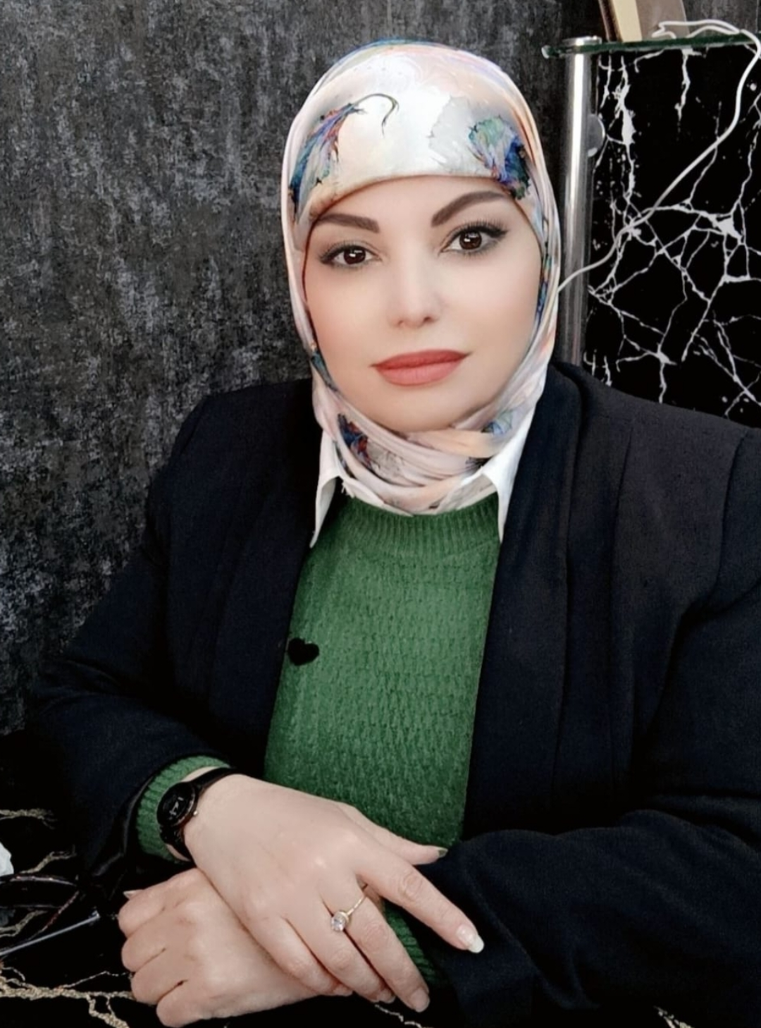 الشاعرة ثائرة اكرم العكيدي تحلق بعالم الملكوت...وعالم الرجاء الانساني في قصيدتها الجديدة عبر فرجال..news
