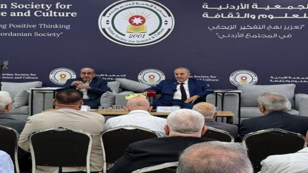 د. اياد علاوي يدعو بمشروع نهضة عربية موحد خلال ندوة في عمان