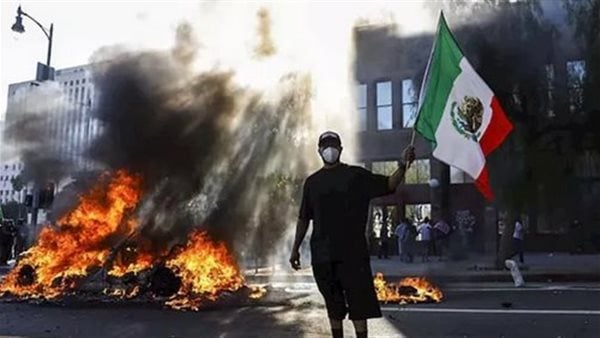 المظاهرات خرجت عن السيطرة   و " لوس أنجلوس تحترق