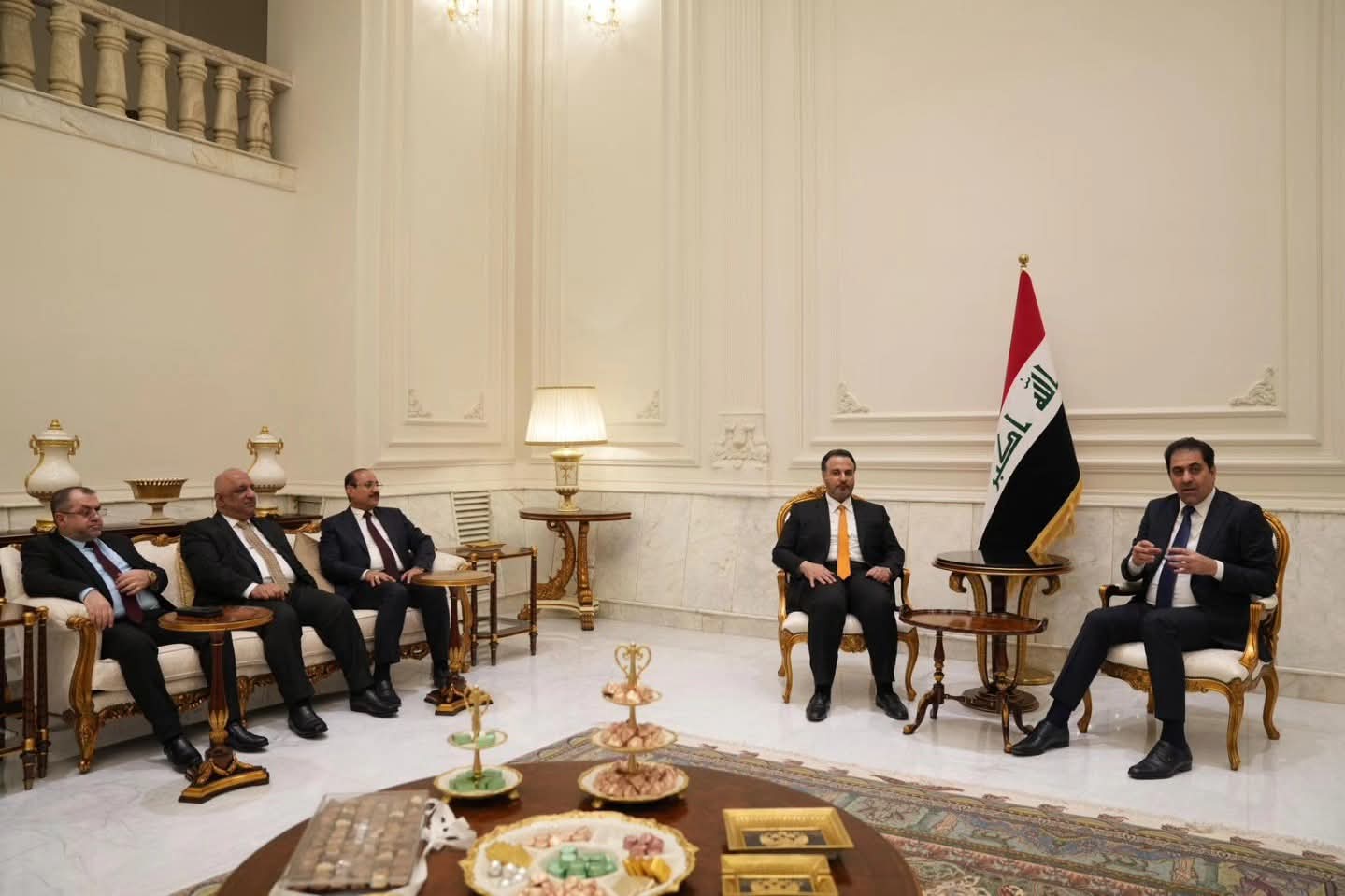 المندلاوي يتفق مع رئيس مجلس محافظة بغداد ومحافظها على تنسيق التعاون النيابي والتنفيذي محليًا