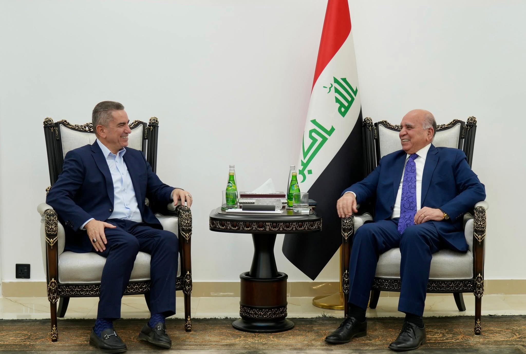 نائب رئيس مجلس الوزراء ووزير الخارجية يستقبل النائب عدنان الزرفي لبحث معوّقات انعقاد البرلمان والاستحقاقات الانتخابية