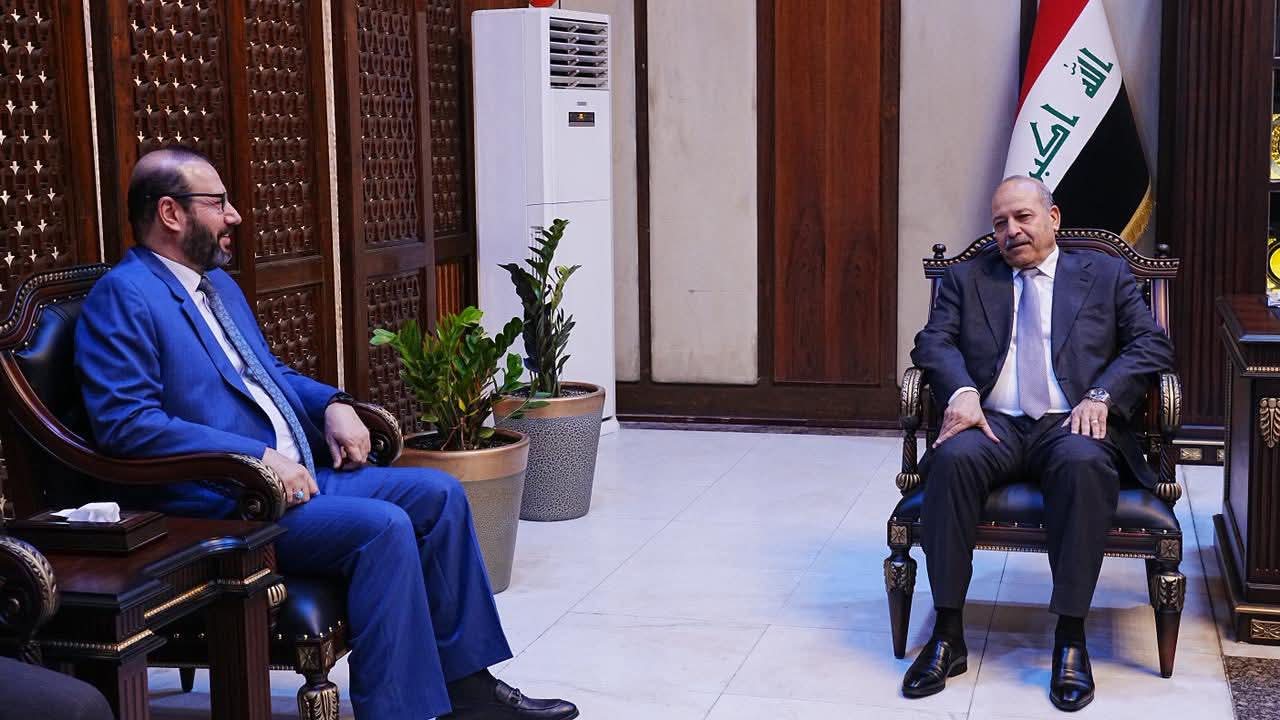 رئيس مؤسسة الشهداء يزور المحكمة الاتحادية العليا لمناقشة الاستحقاقات القانونية لذوي الشهداء والمصابين