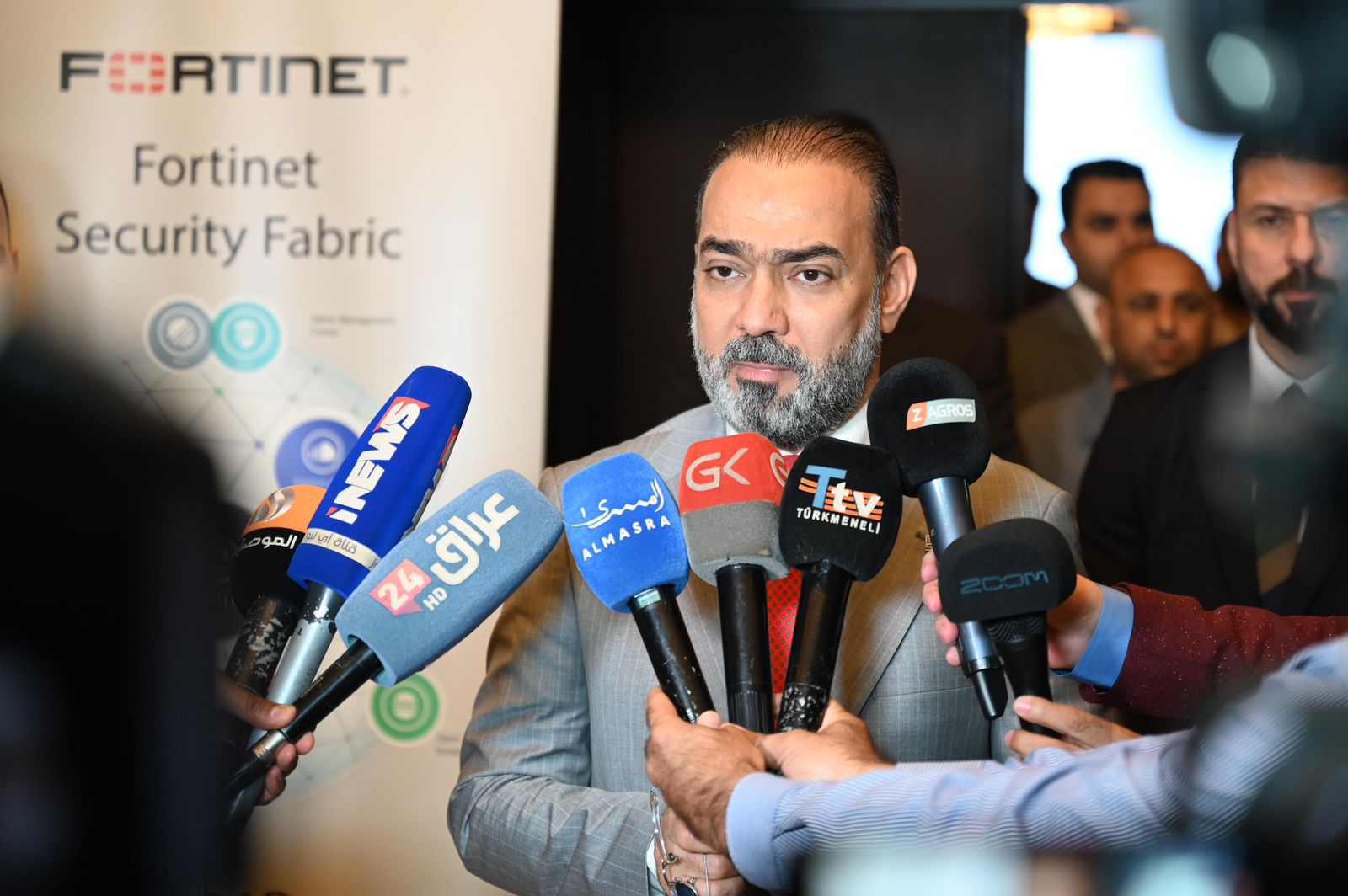 بورشة تخصصية للأمن السيبراني رئيس  هيأة الإعلام والاتصالات  يؤكد بأن هذا الملف في رأس الأولويات