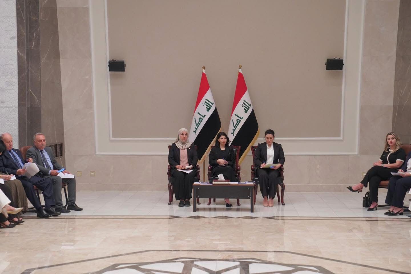 مستشارة رئيس الوزراء تلتقي بعدد من المنظمات وتؤكد على ضرورة تفعيل دورها المحوري..