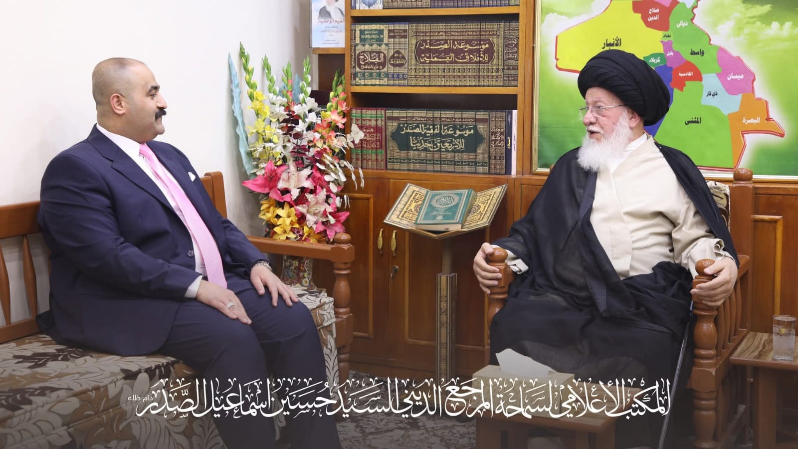 سماحة المرجع الصدر (دام ظله) يستقبل الأستاذ أحمد طالب الدفاعي مستشار النائب الأول لرئيس مجلس النواب