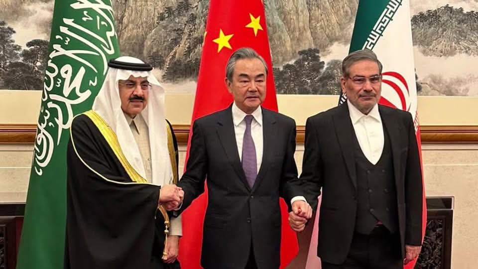 اتفاق سعودي–إيراني برعاية صينية يفتح باب السلام في اليمن ويؤسس لوقف شامل للنار