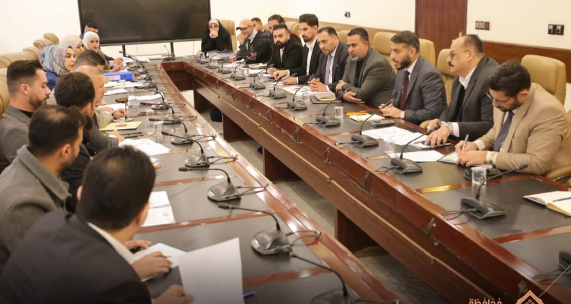 محافظ النجف يشارك في إجتماع موسع بوزارة الإعمار والإسكان لمناقشة تنفيذ قرار 320