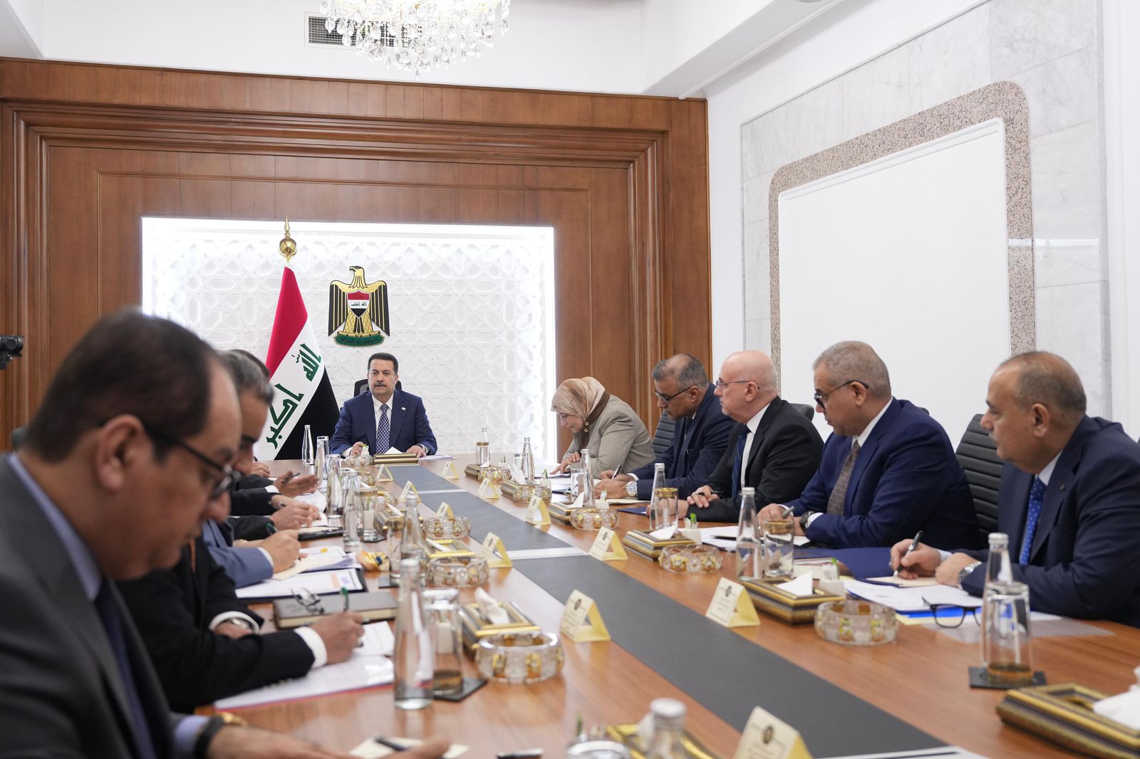 السوداني يسرّع خطوات مشروع استيراد الغاز استعدادًا للصيف
