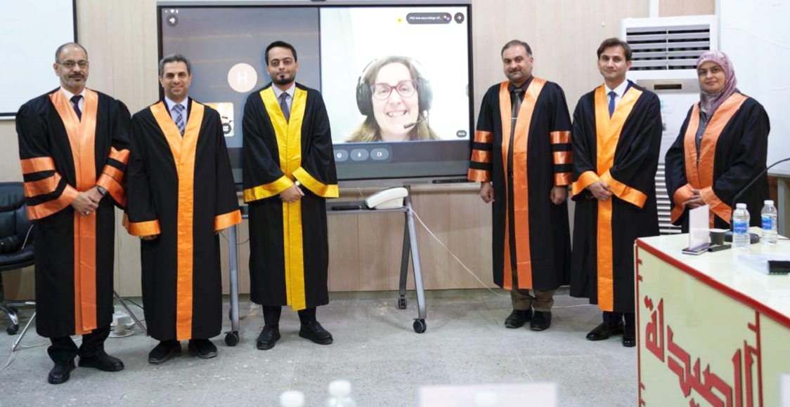 جامعتا الكوفة و ترينيتي الأيرلندية تعززان تعاونهما العلمي بمناقشة أطروحة دكتوراه في كلية الصيدلة