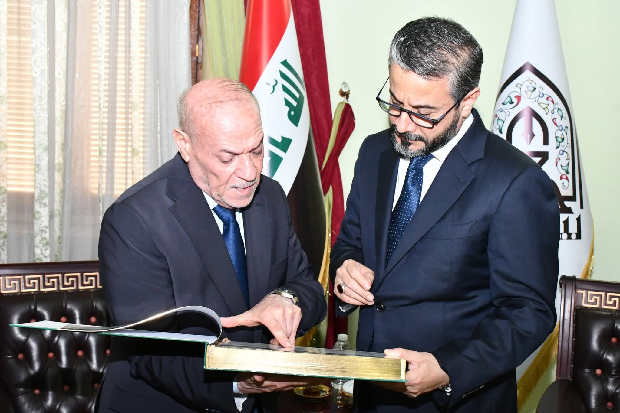 نعيم العبودي  يتسلم رئاسة مجلس أمناء بيت الحكمة ويطلق رؤية لإعادته إلى موقعه الريادي كمطبخ فكري للدولة