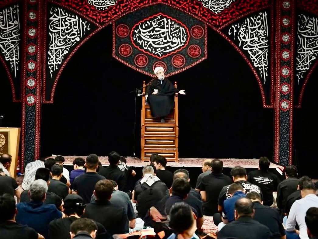 ‎السفير العلوي يحضر مجلس احياء ذكرى شهادة الامام حسين (عليه السلام) في مركز الإمام علي الإسلامي في فيينا.