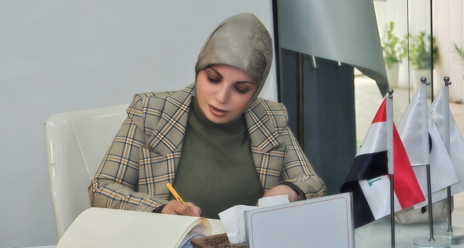 نقابة المحامين بين رسالة القانون وسياسات الإقصاء.. قراءة في تقييد المتقاعدين..