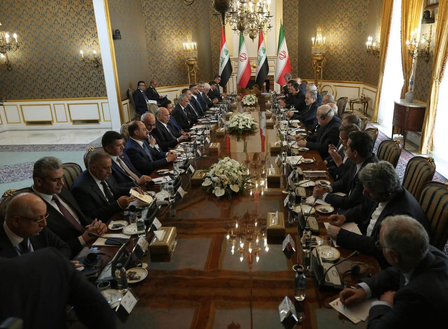 إيران ترفض مقترحًا أمريكيًا لوقف إطلاق النار نُقل عبر العراق... والخلاف حول مضيق هرمز يعقّد فرص التهدئة..
