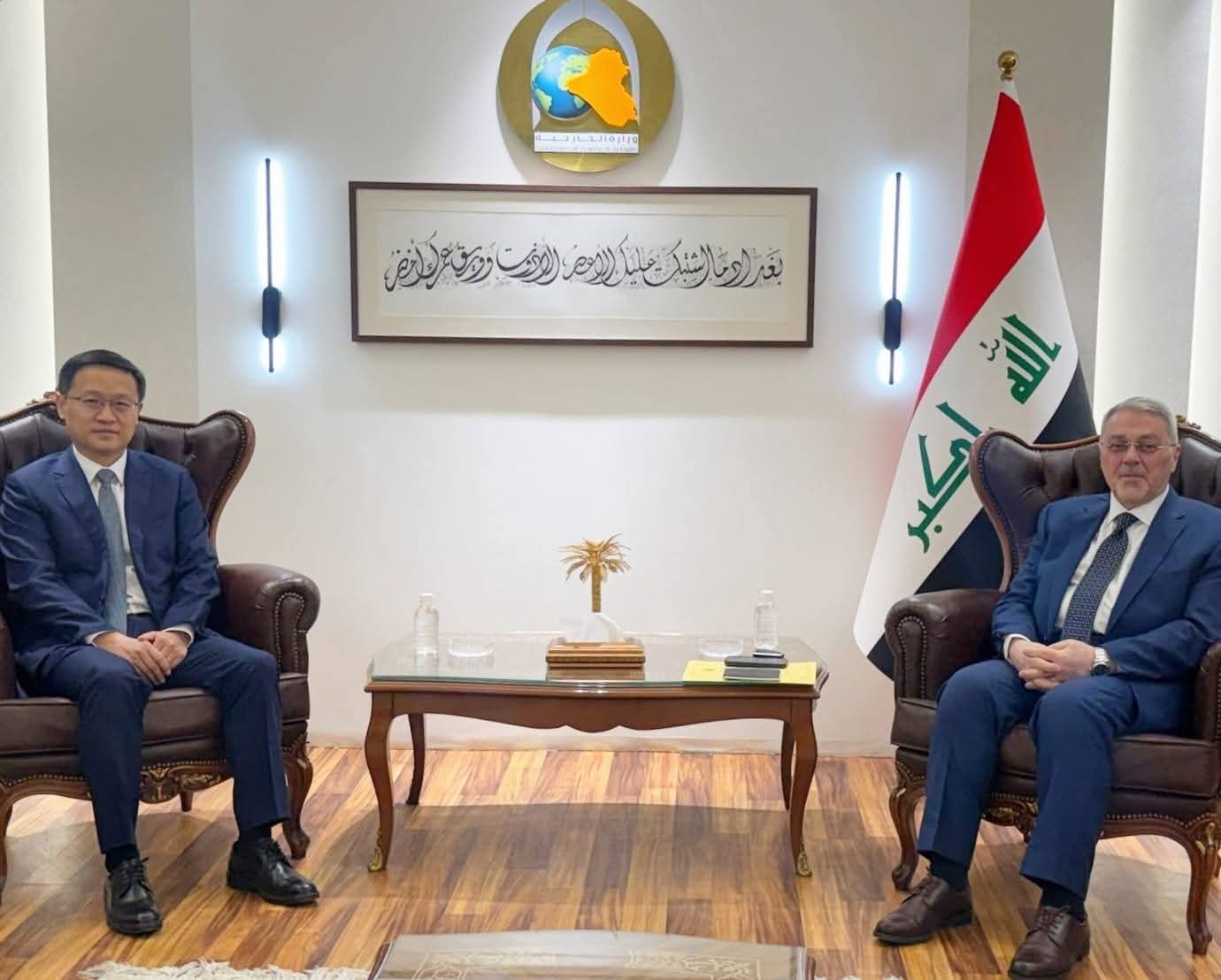 السفير الصيني ووكيل الخارجية العراقي يبحثان تعزيز الشراكة الاستراتيجية والقضايا الإقليمية..